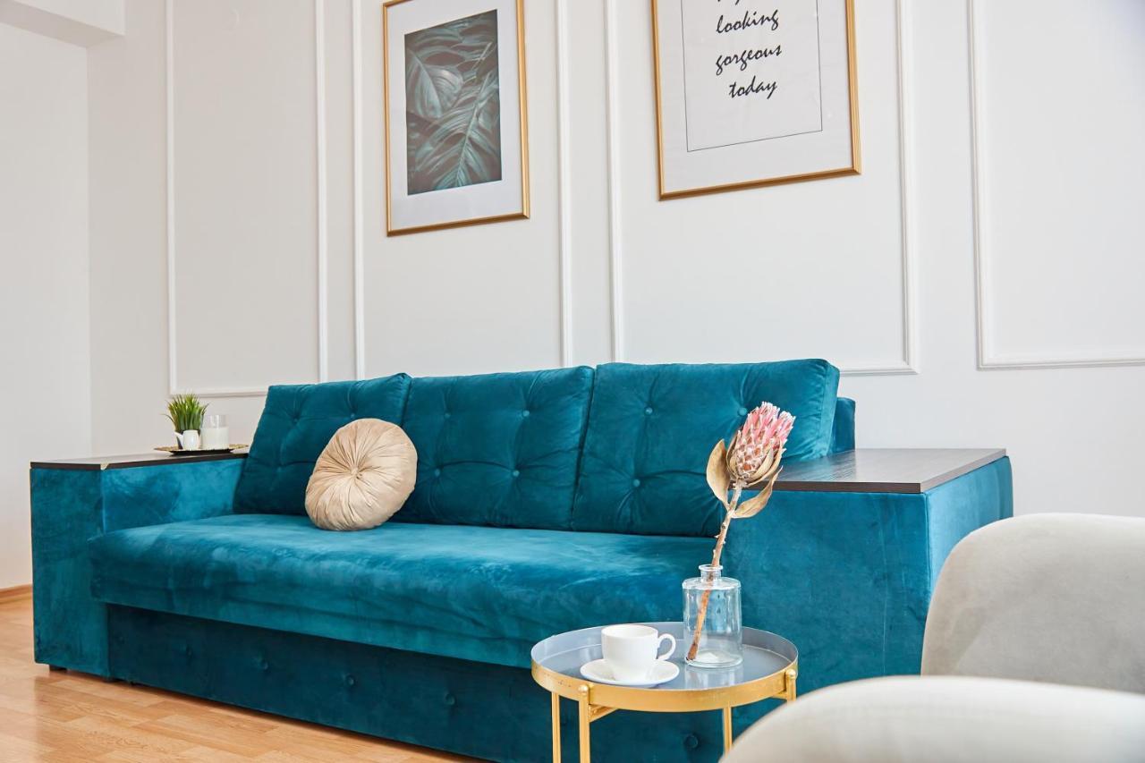Lux Apartment Мукачево Екстер'єр фото