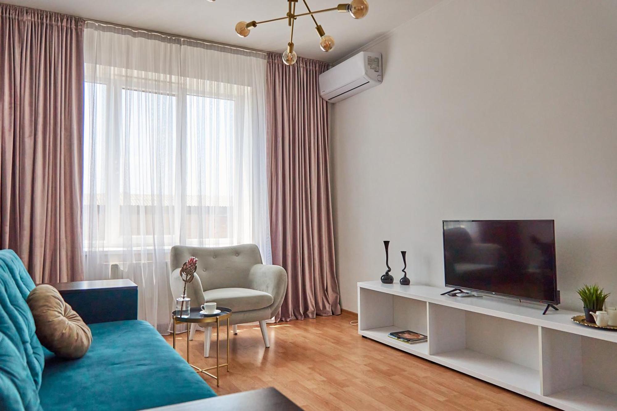 Lux Apartment Мукачево Екстер'єр фото
