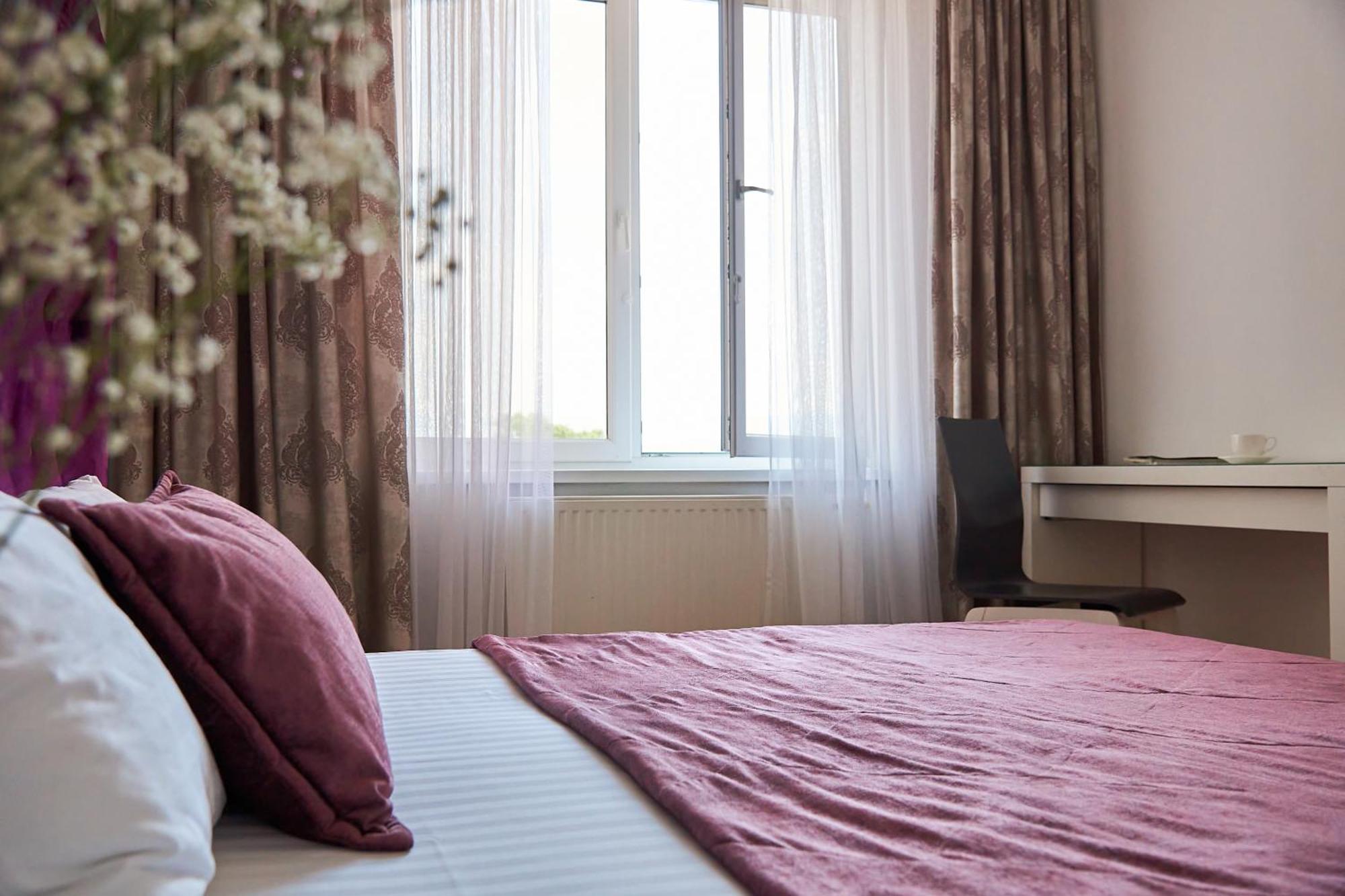Lux Apartment Мукачево Екстер'єр фото