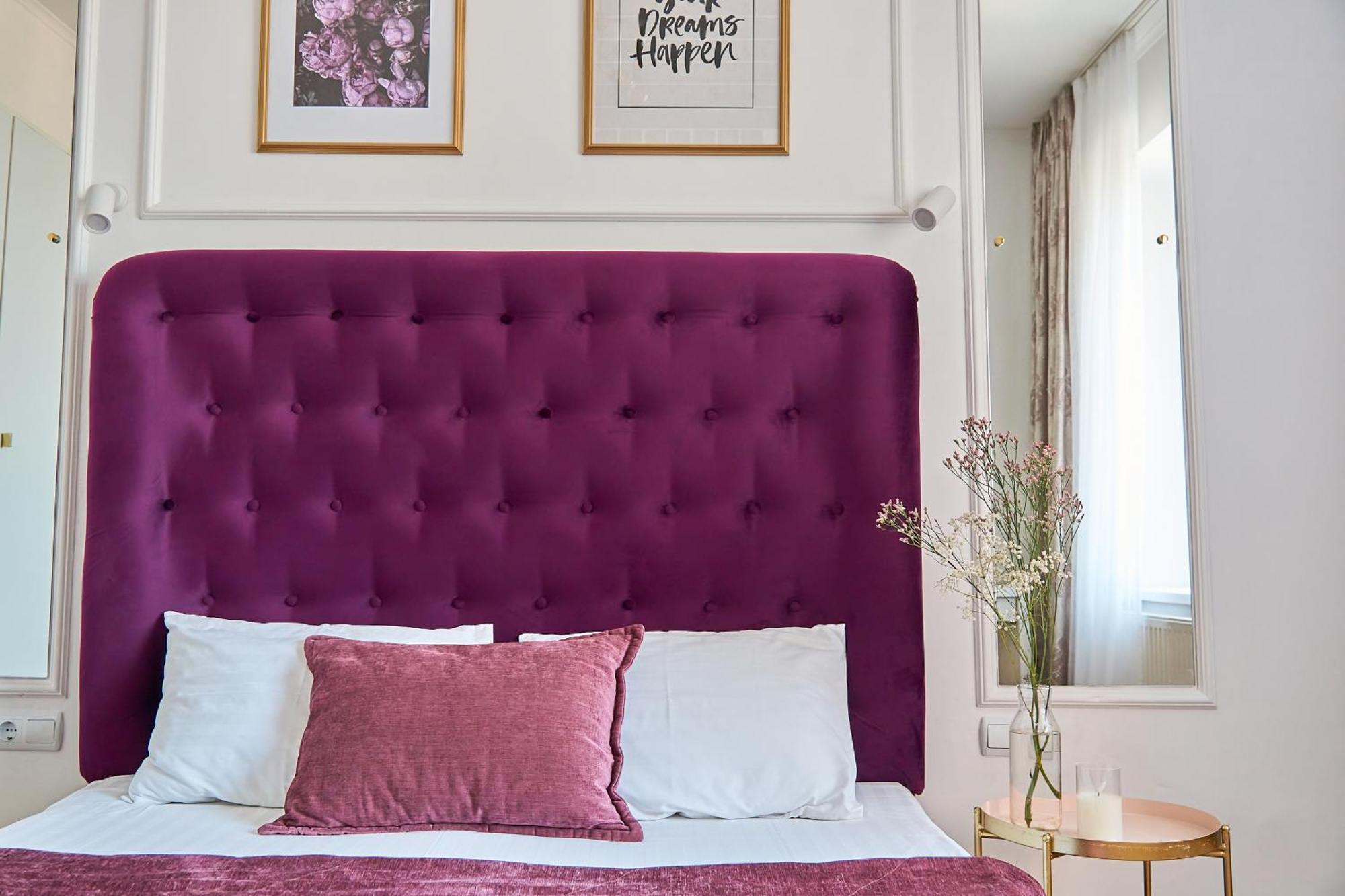 Lux Apartment Мукачево Екстер'єр фото